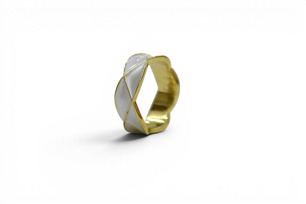 ES07-68651609 Ring