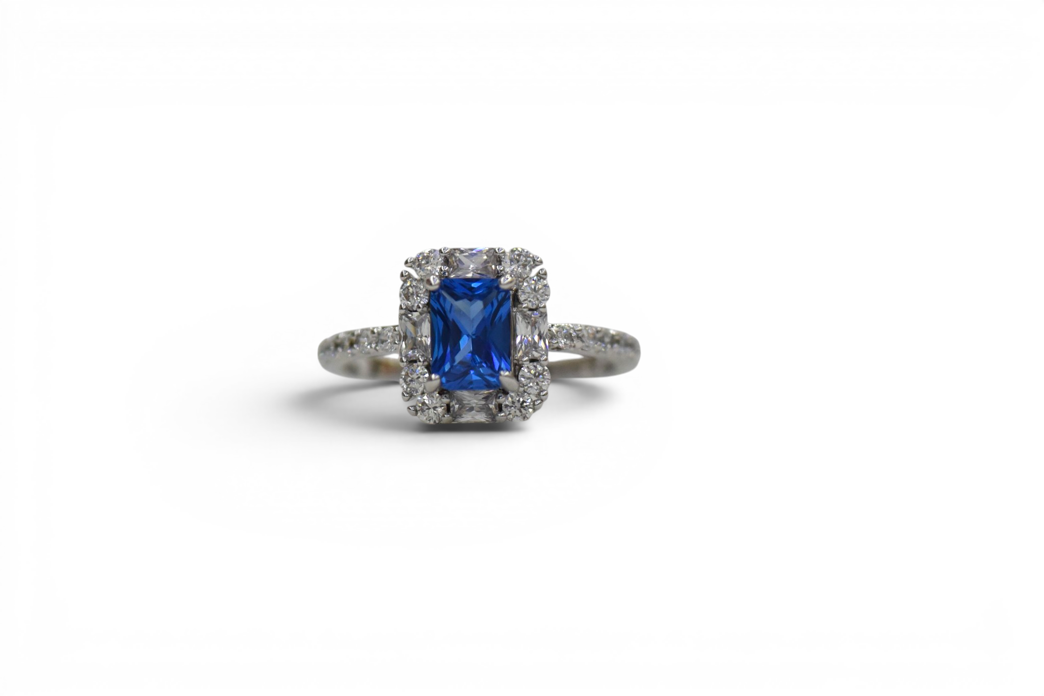ES07-68651621 Ring