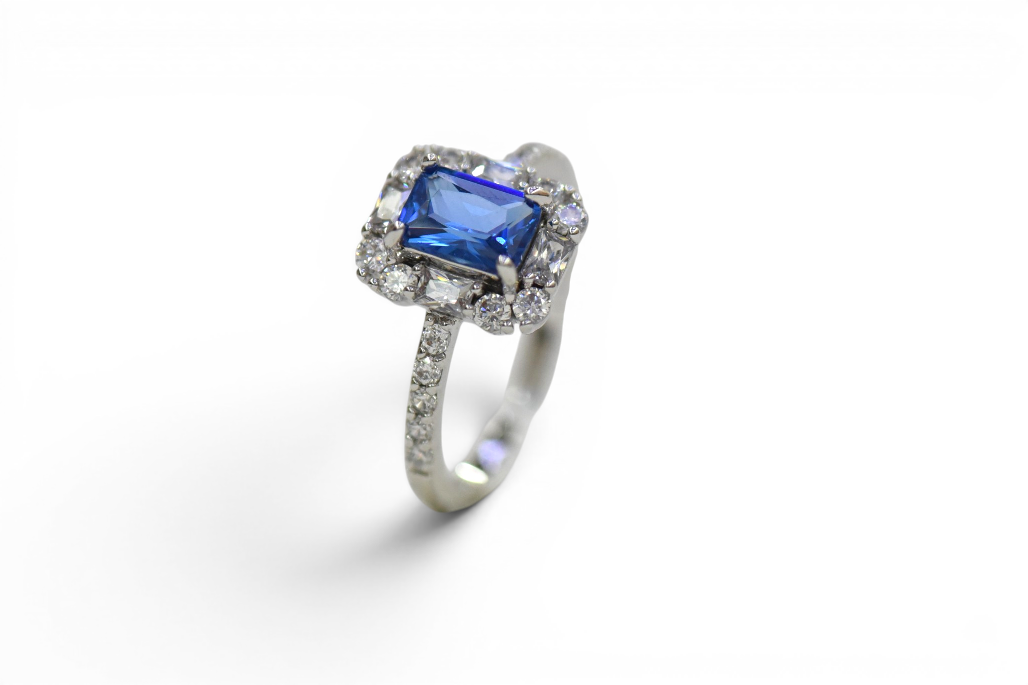 ES07-68651621 Ring