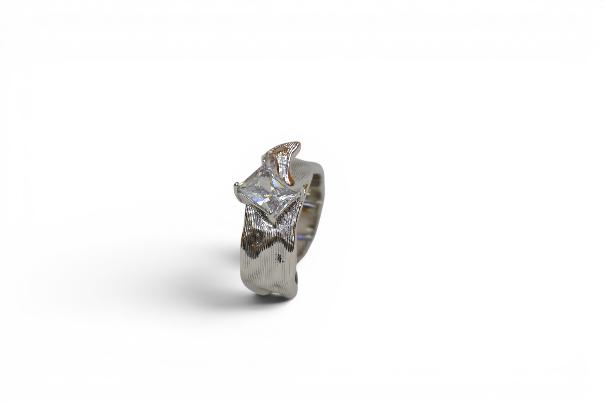 ES07-68651627 Ring