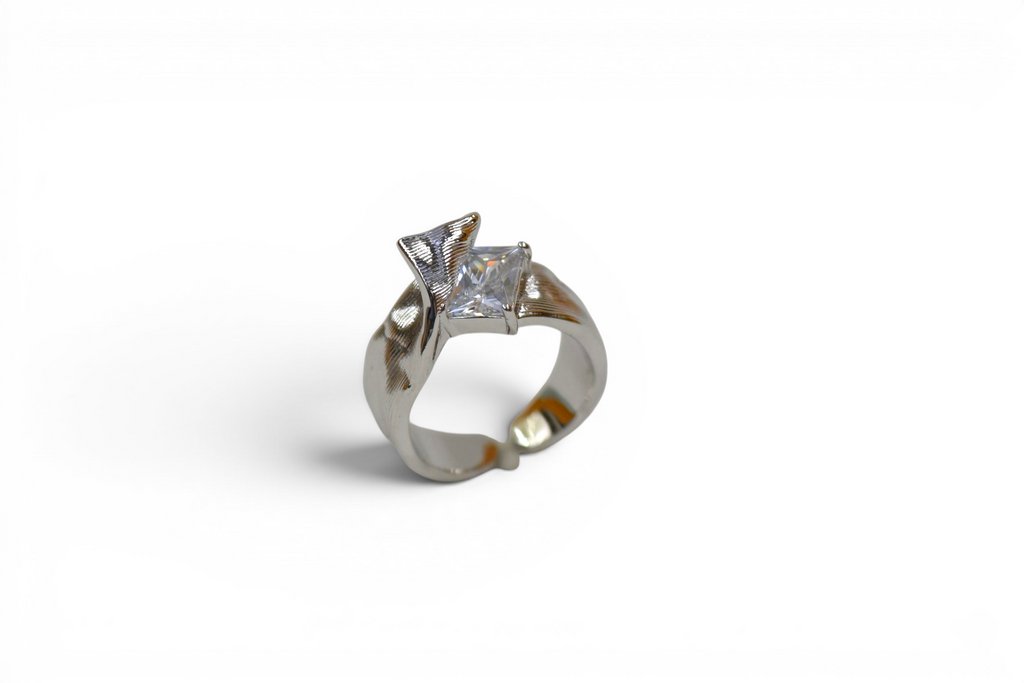 ES07-68651627 Ring