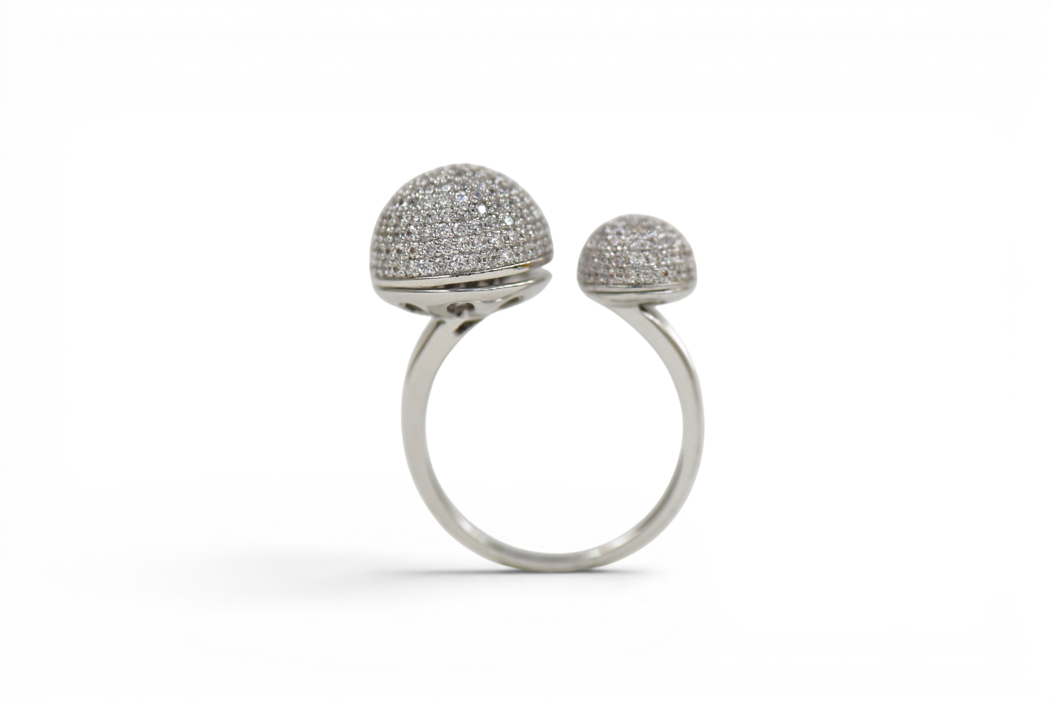 ES07-68651629 Ring