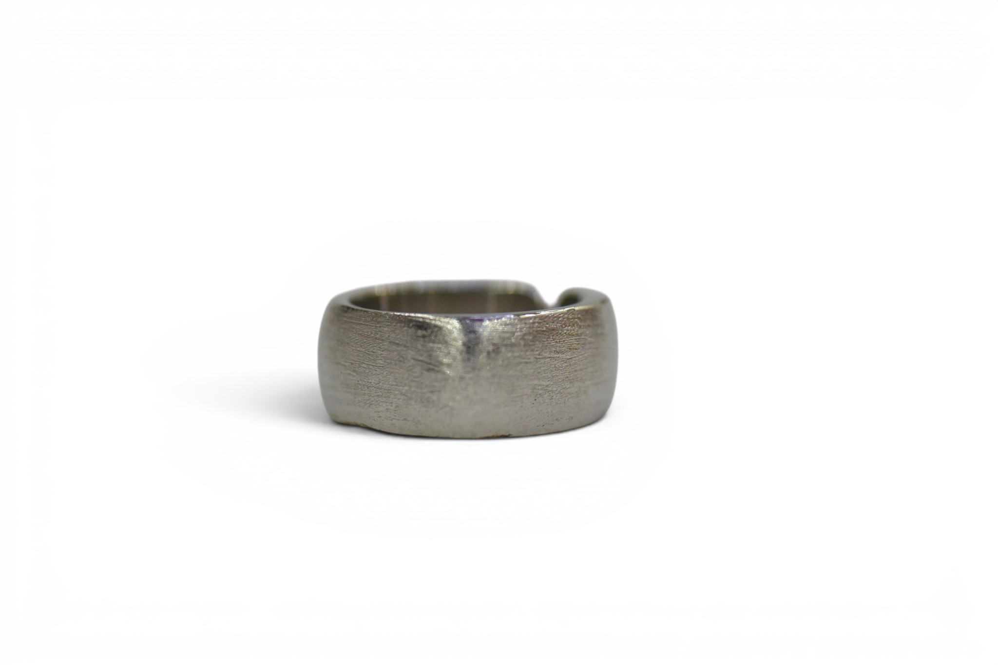 ES07-68651630 Ring