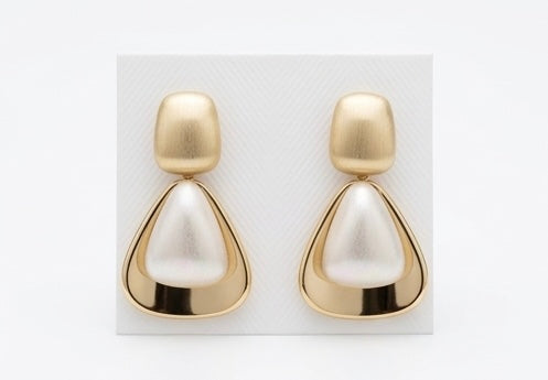 Aurora Pearl Drop Earrings